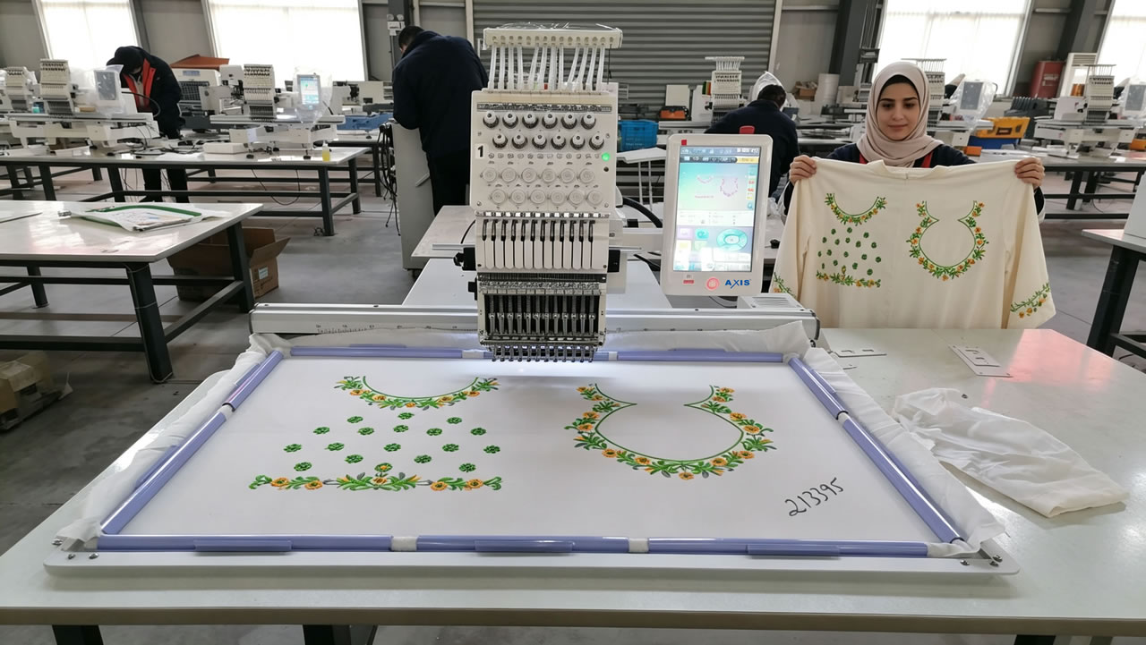 Single Head Embroidery Machine